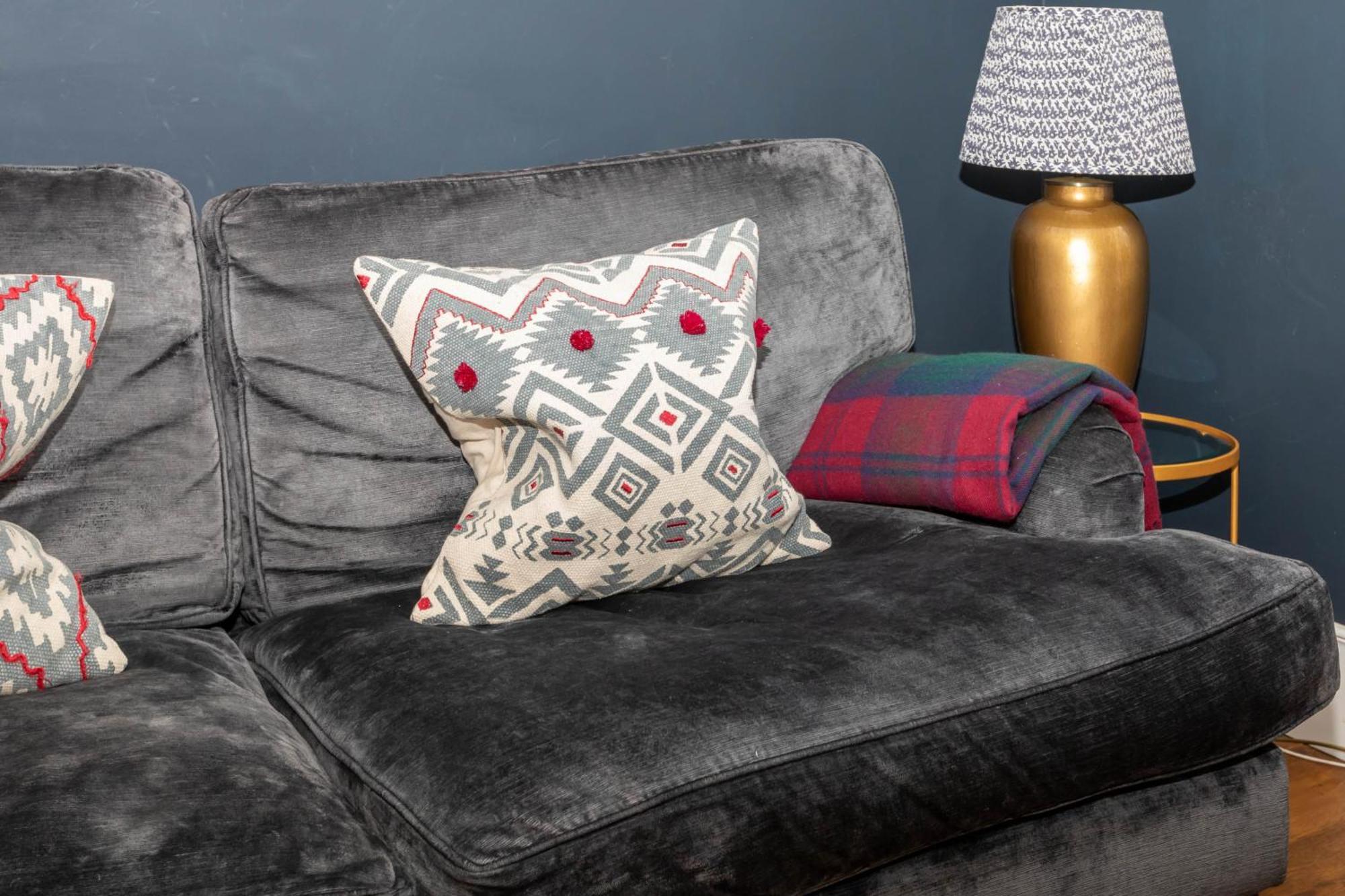 Gorgeous 3 Bedroom In Quaint Southfields Appartement *